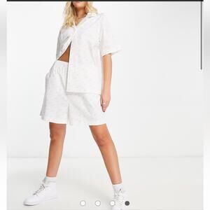 Nike Off-White Sportswear Everyday Modern Shorts and Shirt Set MSRP $180